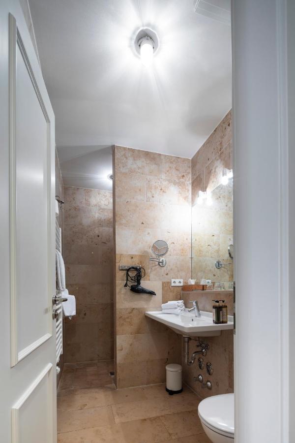 Hotel Orphee Andreasstadel Regensburg Eksteriør bilde